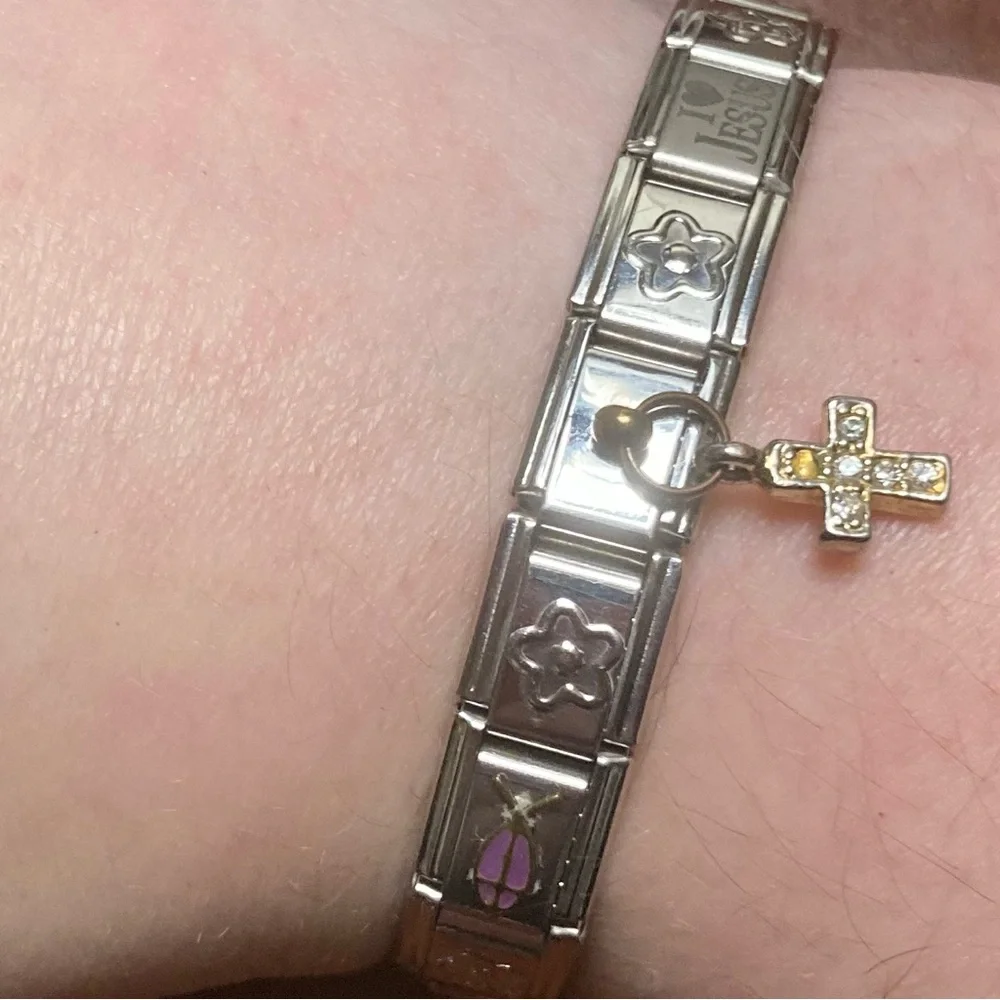 CLAIRE'S unfinished silver color bracelet with cross charm